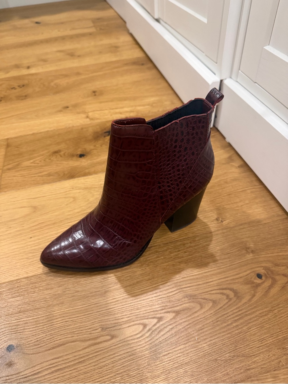 Nordstrom Burgundy Croc-Embossed Leather Heeled Ankle Boots